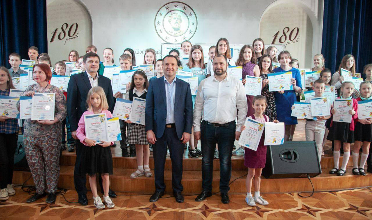 Урочисте нагородження 1